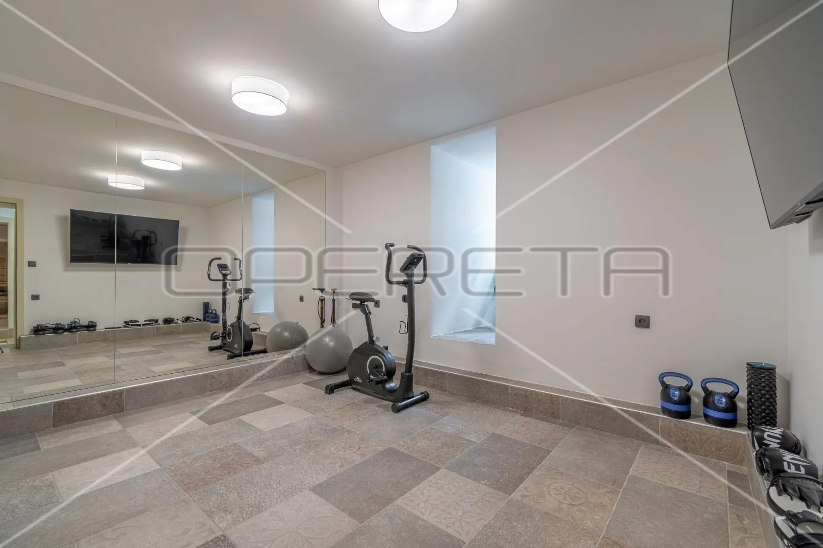 istra, pula: prekrasna austrougarska kuća, 350m2, širi centar - slika 21