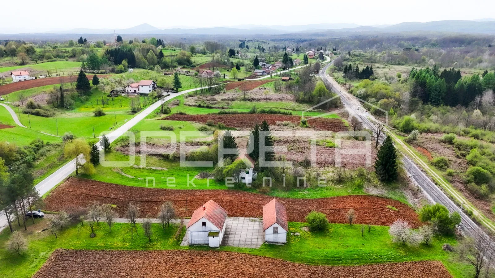 kuća na velikoj parceli srcu prirode, donje dubrave, ogulin - slika 23