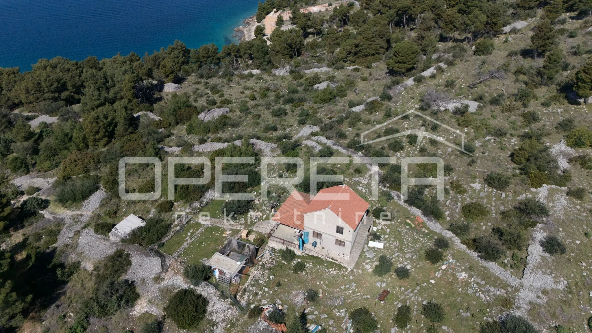 kuća uz more s panoramskim pogledom i terasom – milna, otok brač - slika 8