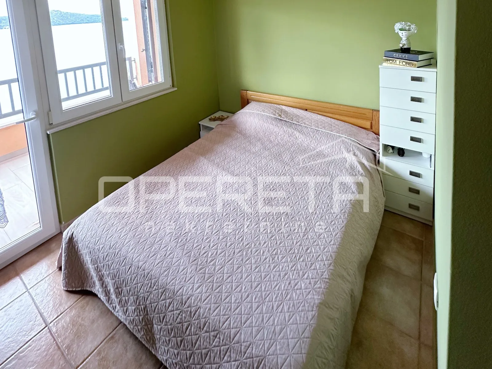 prvi red do mora, kuća s 4 apartmana, zatoglav - slika 7