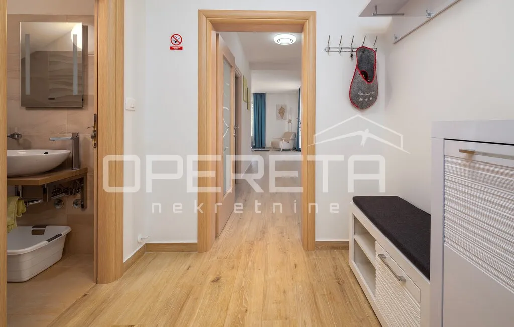luksuzna moderna kuća s bazenom i panoramskim pogledom – istra, okolica labina - slika 7