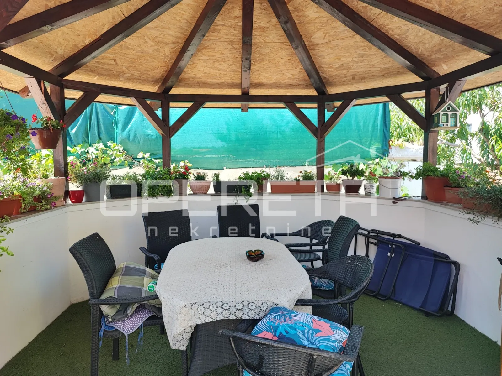 apartmanska kuća s četiri stambene jedinice, 190 m², vir - slika 3