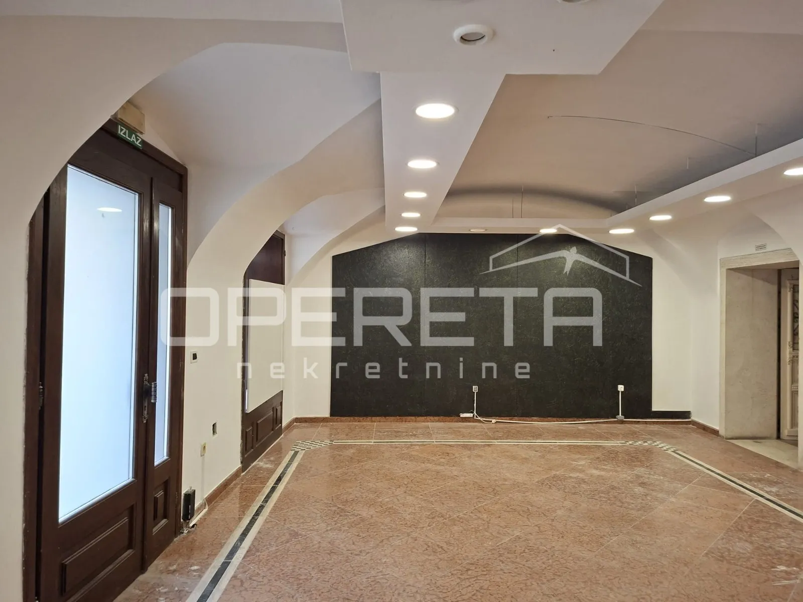 poslovni prostor za najam u srcu barokne jezgre grada (74,31 m2) - slika 4