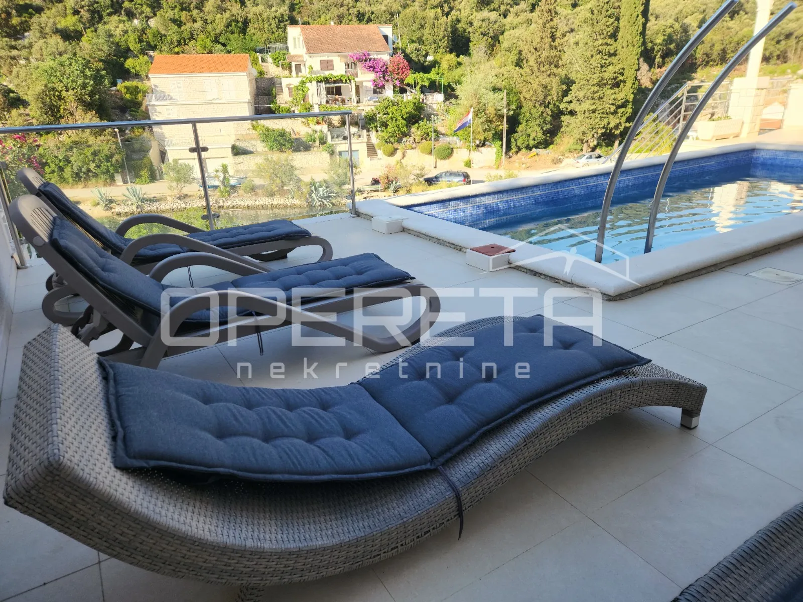 korčula, vila prvi red do mora - slika 6