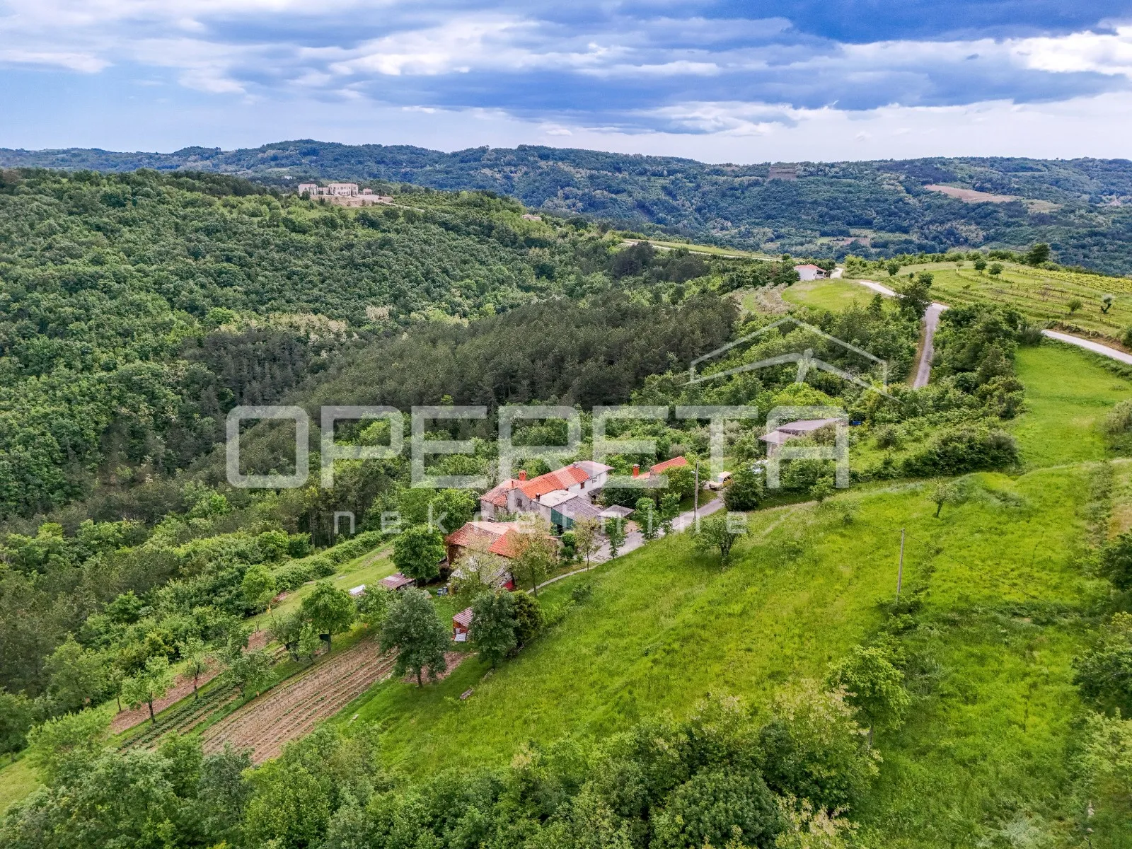 istra, motovun okolica- građevinsko i poljoprivredno zemljište - slika 3