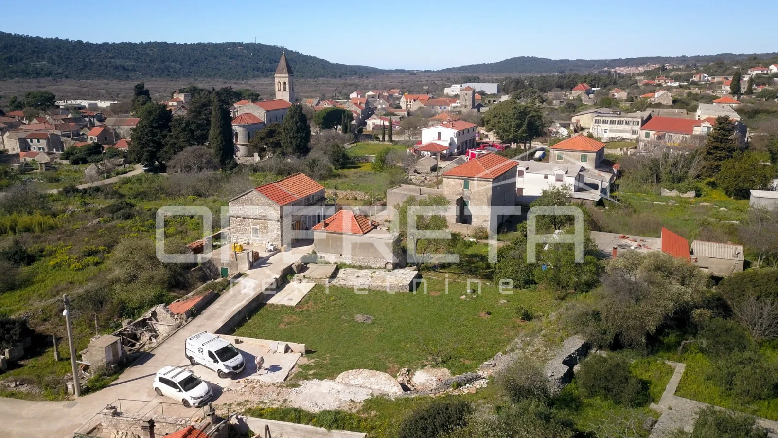 idealna prilika – građevinsko zemljište na šolti s projektom i dozvolom - slika 6