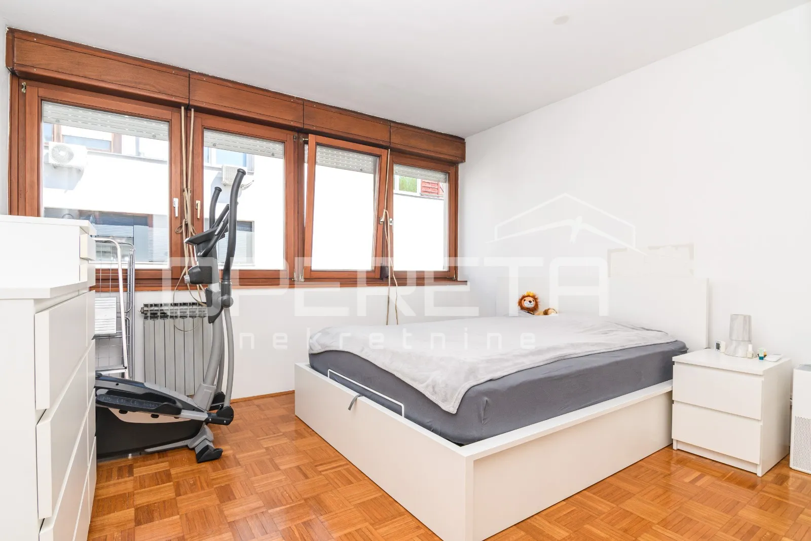 prodaja prekrasnog obiteljskog 4-sobnog stana površine 109 m2 uz park maksimir - slika 15