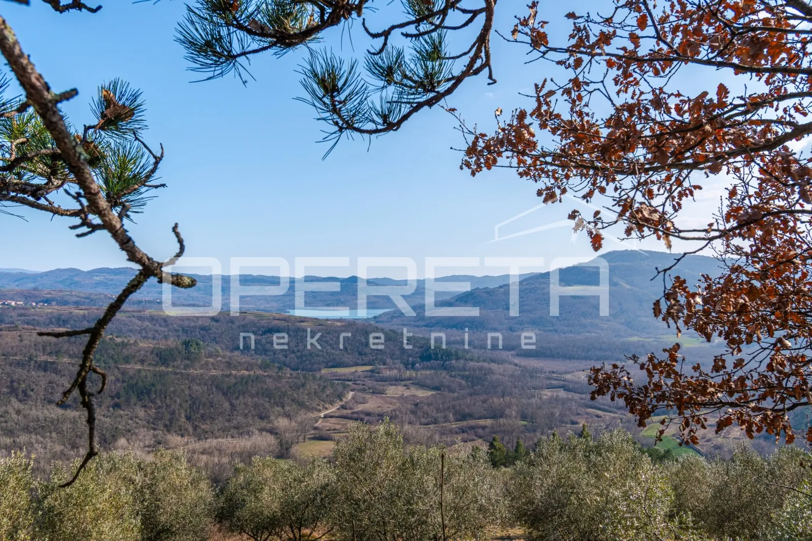 veliko imanje od 170 000 m2 s predivnim pogledom - slika 19