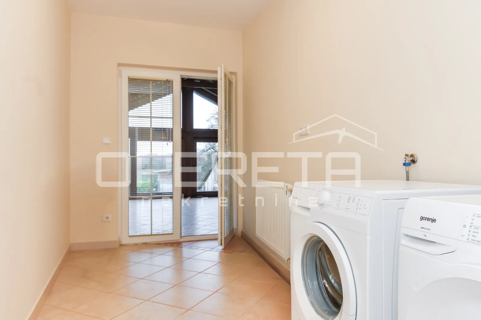prodaja, kuća, oroslavje, stubička cesta , samostojeća, 279m2 - slika 25