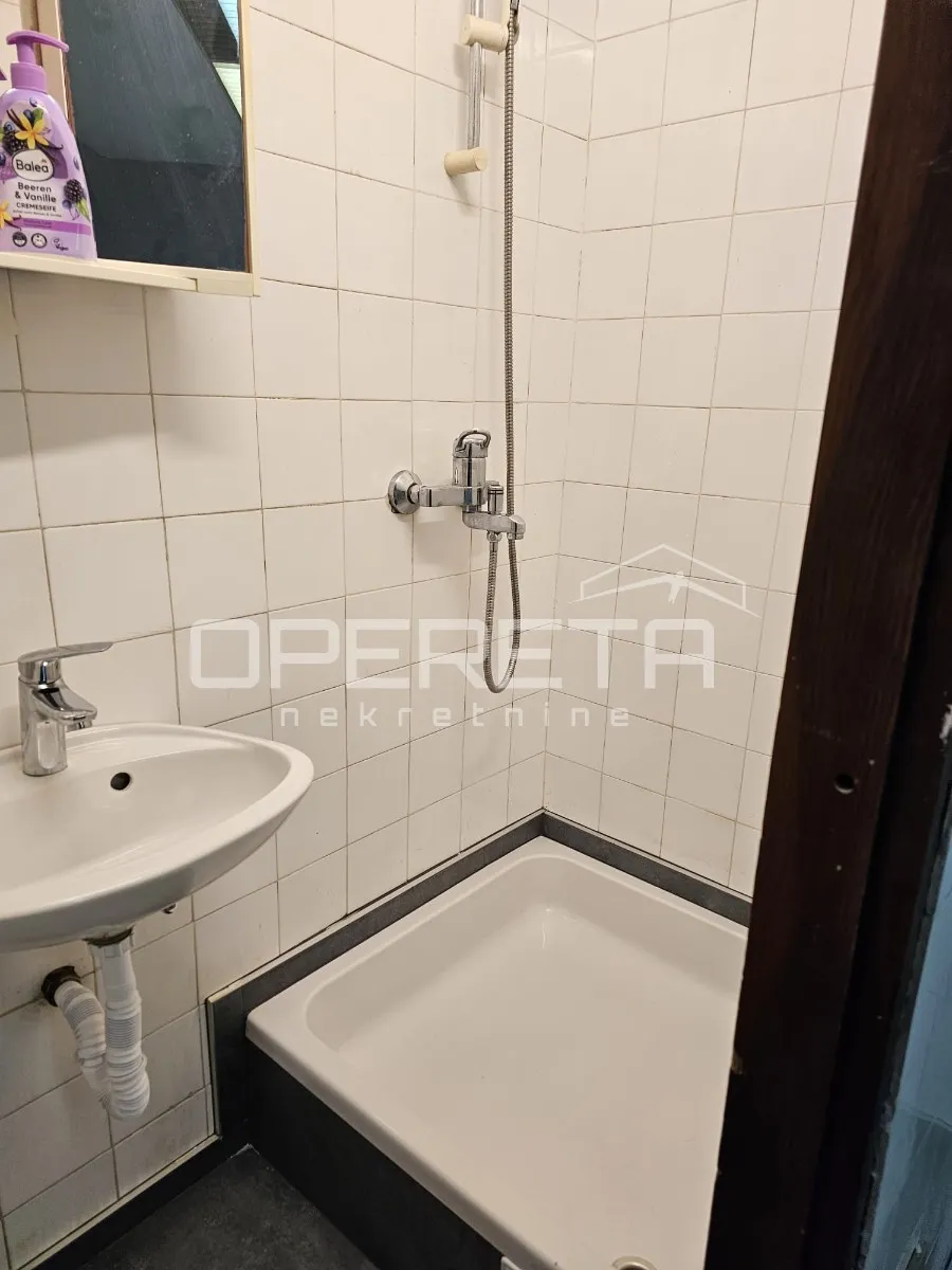 prodaja, kuća, trešnjevka, ribnička, samostojeća, 30m2 - slika 9