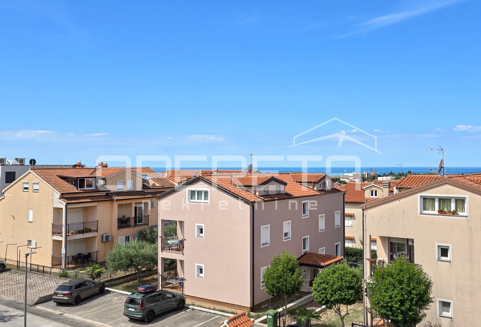 istra, poreč-kuća u nizu s bazenom, pogled more - slika 26