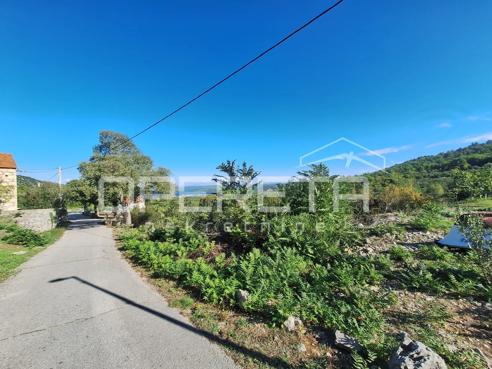 građevinsko zemljište s projektom, 1573m2- bilice - slika 2