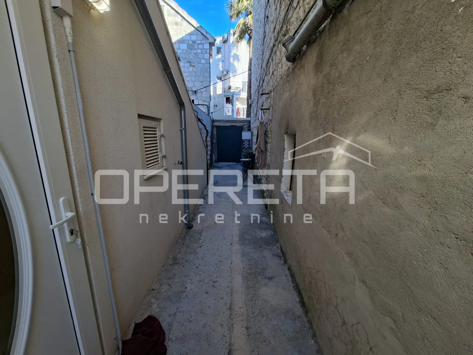 jednosoban stan, varoš 32 m2 - slika 9