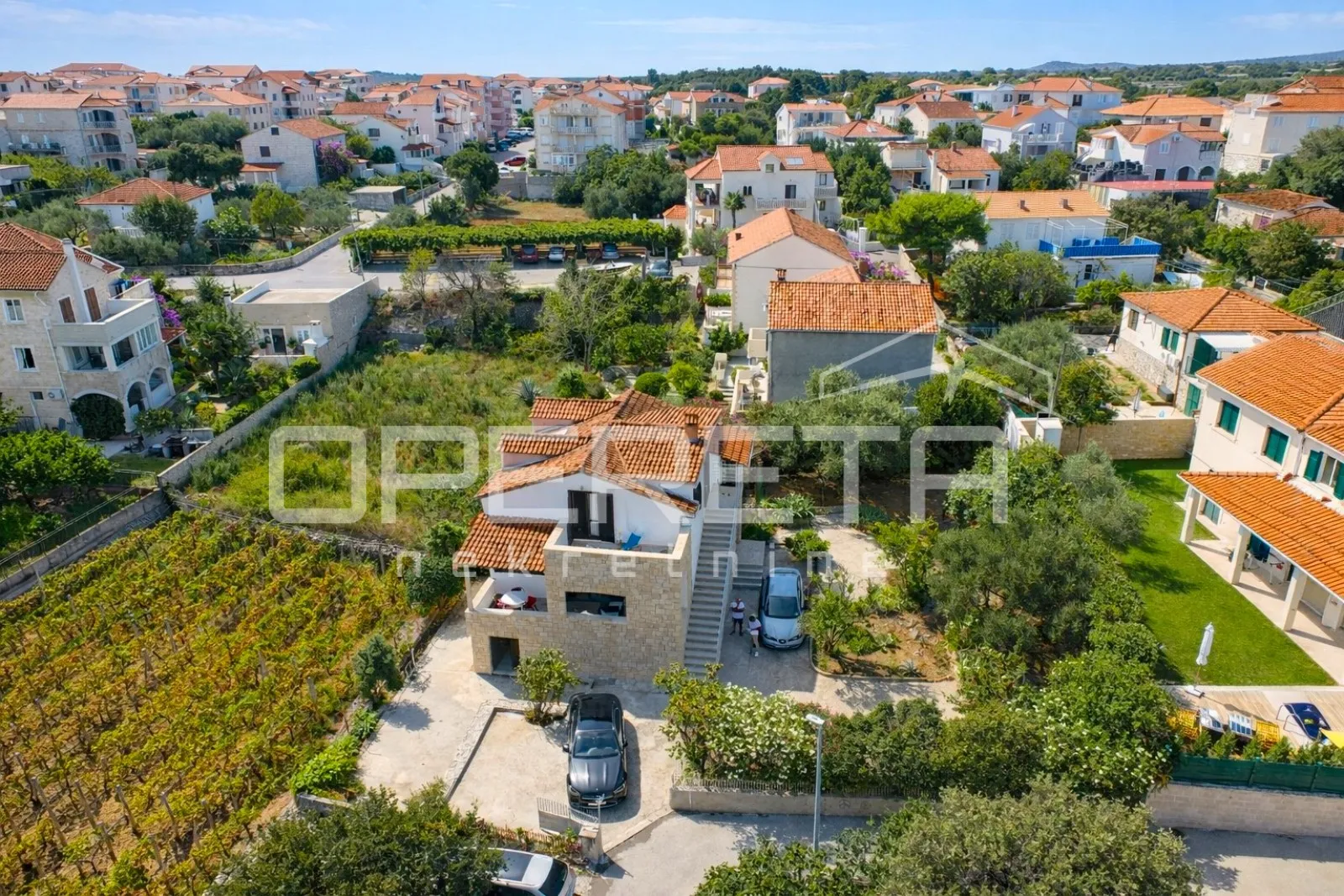 supetar, kuća 200 m2, 150 m od plaže, parcela 610 m2 - slika 29