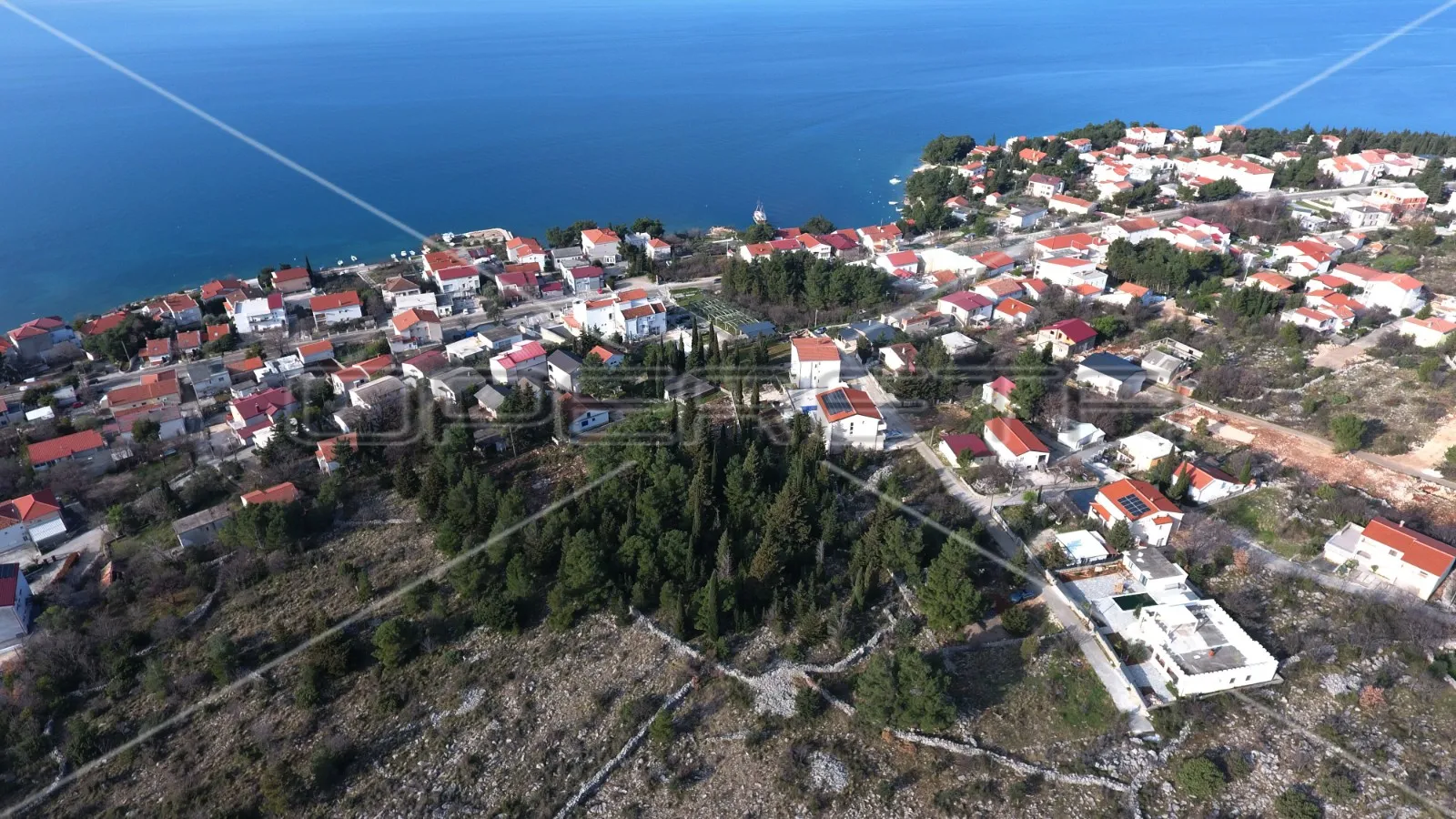 građevinsko zemljište sa borovom šumom u centru starigrada, 425m2 - slika 7