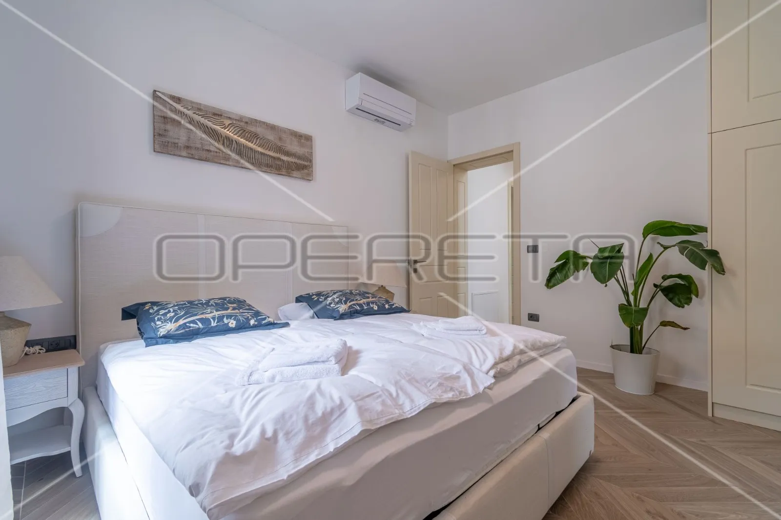istra, pula: prekrasna austrougarska kuća, 350m2, širi centar - slika 7