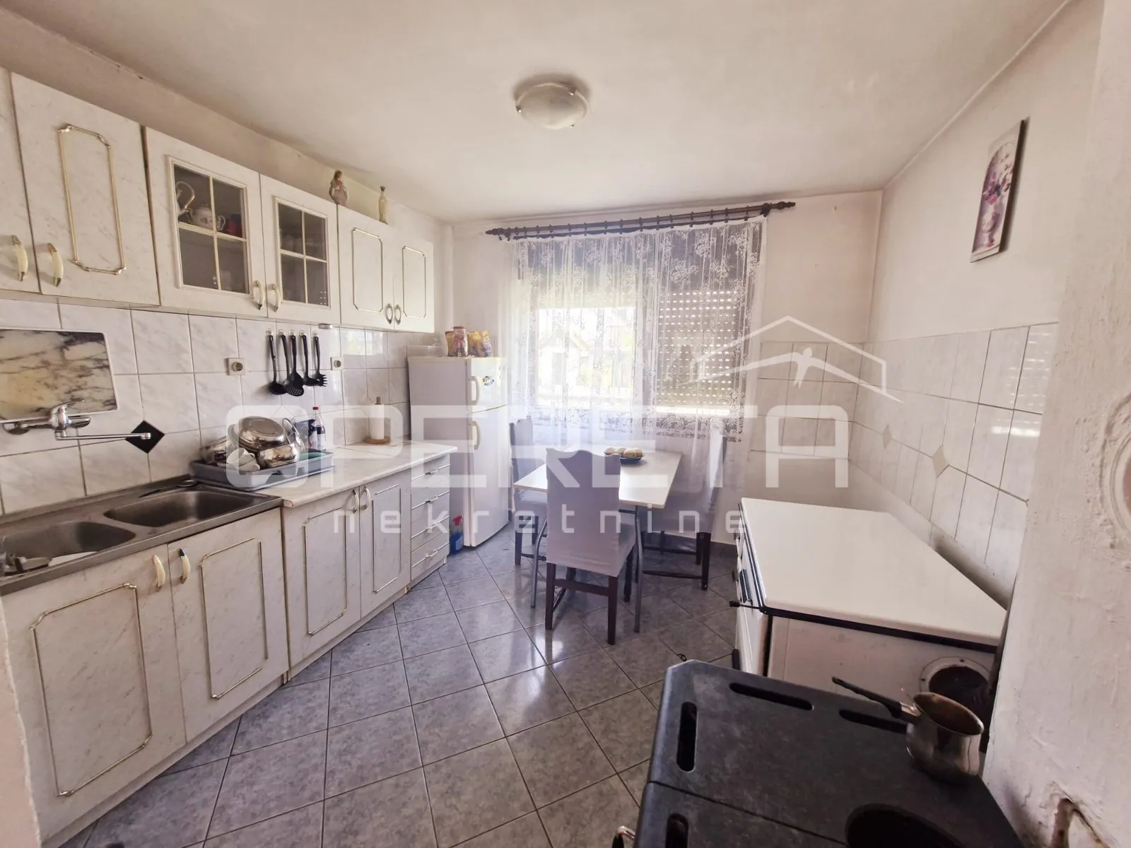 prodaja, kuća, kloštar ivanić, vukovarska, samostojeća, 292m2 - slika 2