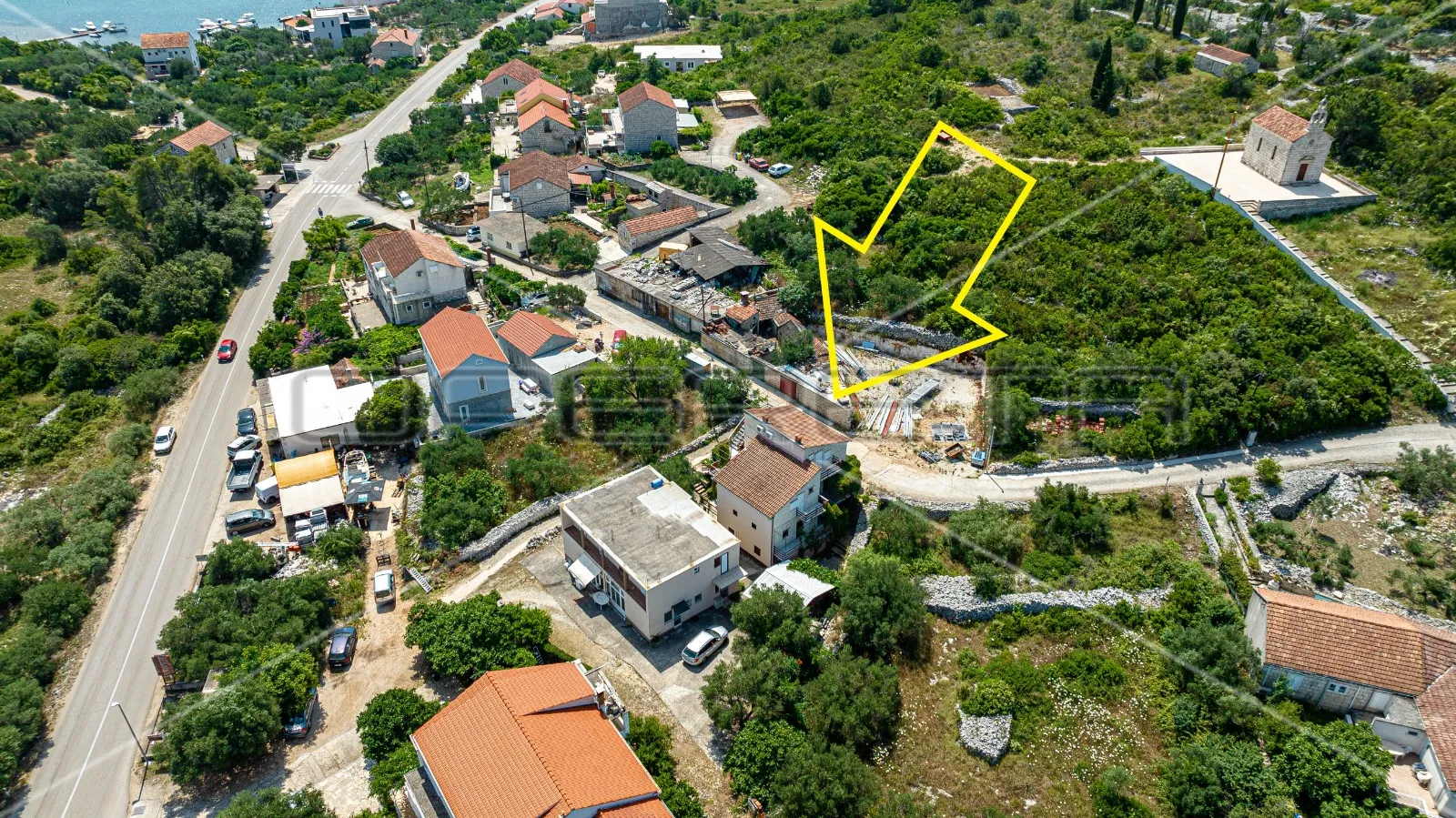 kuća sa 7 apartmana, 250 m do mora, lumbarda - slika 3