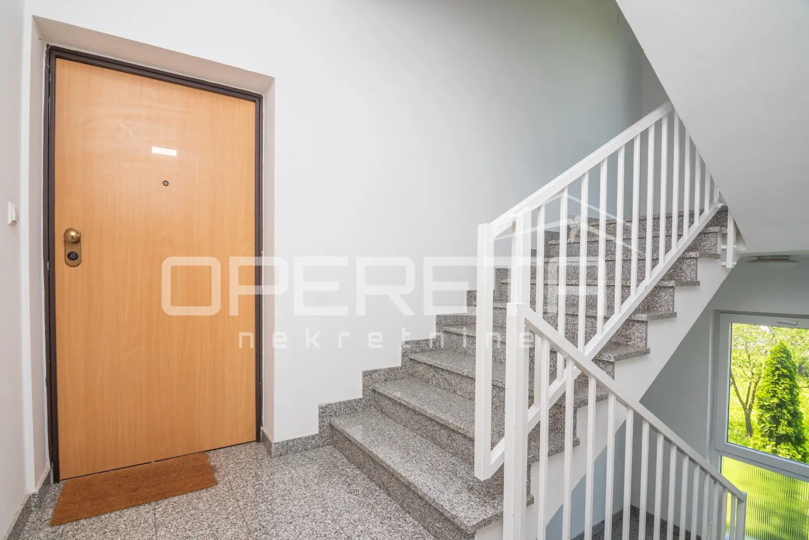 najam, g.bukovac, 4s stan s 2 parkinga, 110 m2 nkp - slika 24