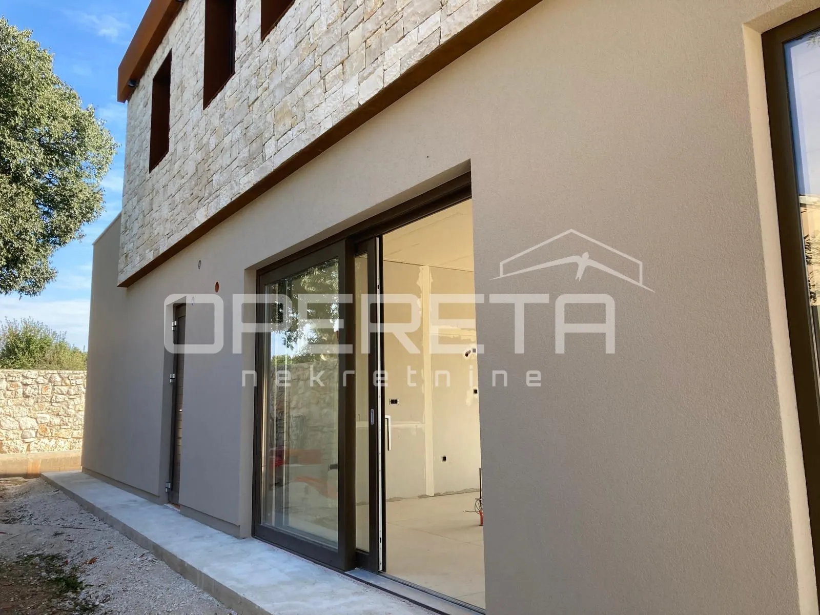 istra, bale, okolica, impozantna vila sa bazenom - slika 8