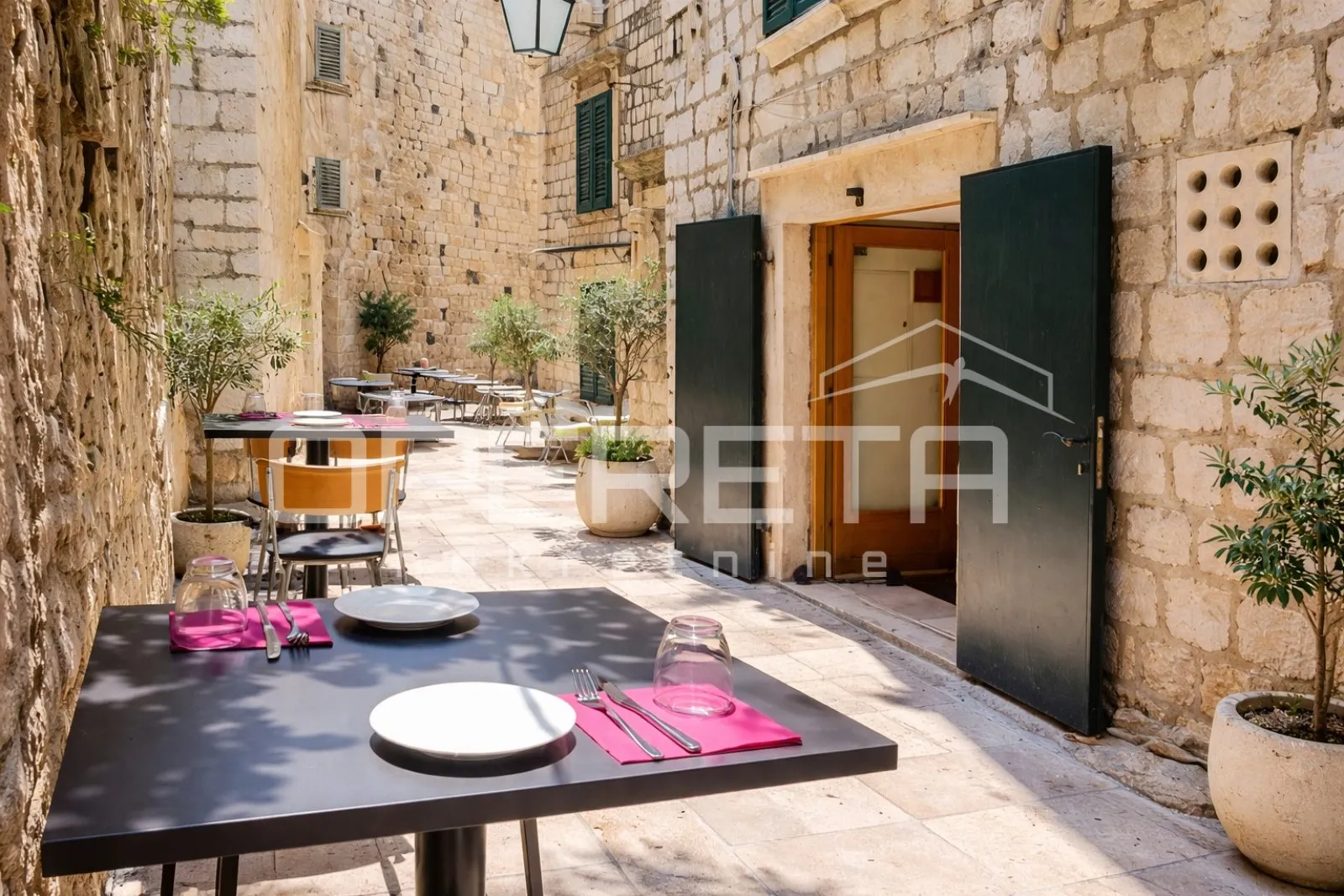premium poslovni prostor stari grad dubrovnik, restoran 113 m2 - slika 2