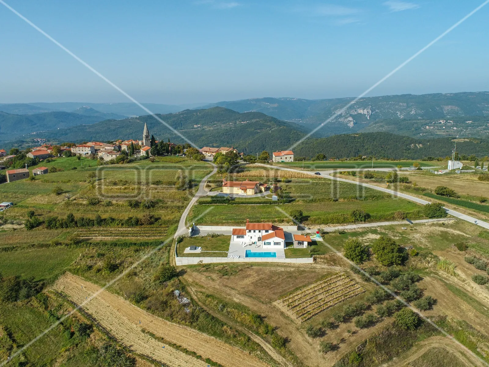 vila na unikatnoj poziciji s iznimno rijetkim pogledom, vrh (istra) - slika 8