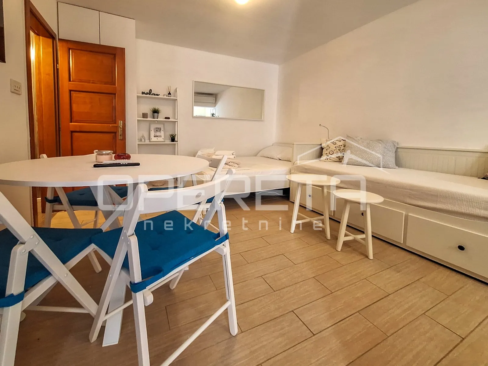 kuća s 3 apartmana- tribunj centar - slika 3