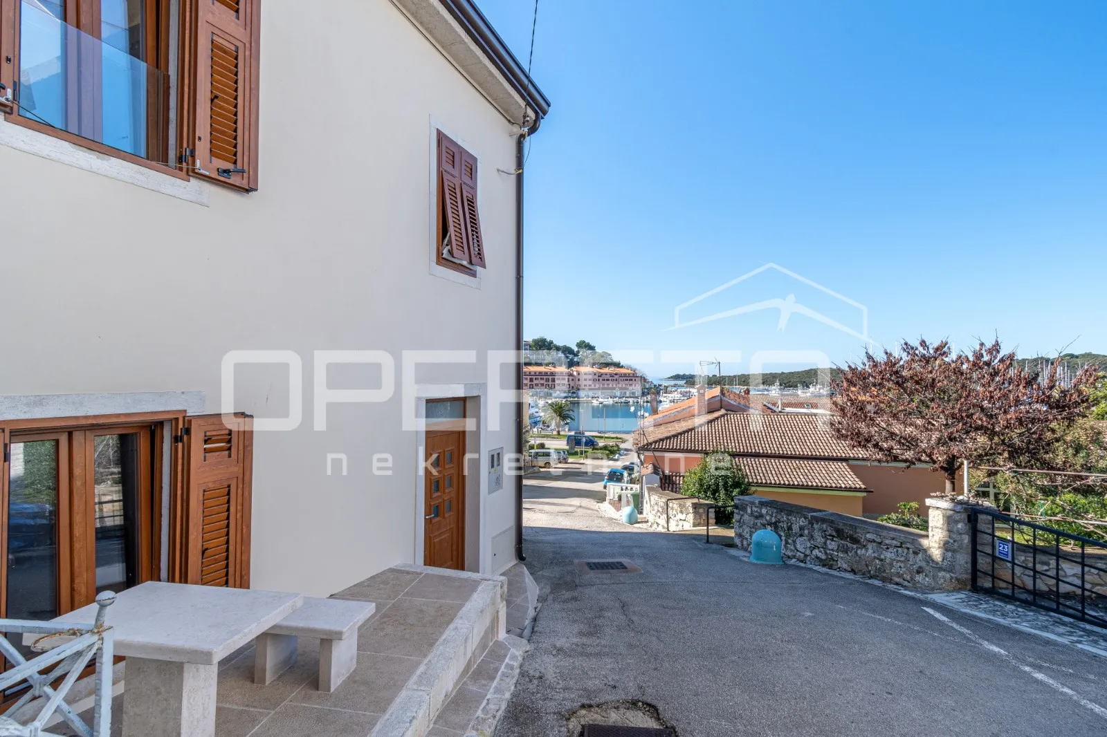 istra, vrsar - renovirana kuća s pogledom na more u blizini marine - slika 4