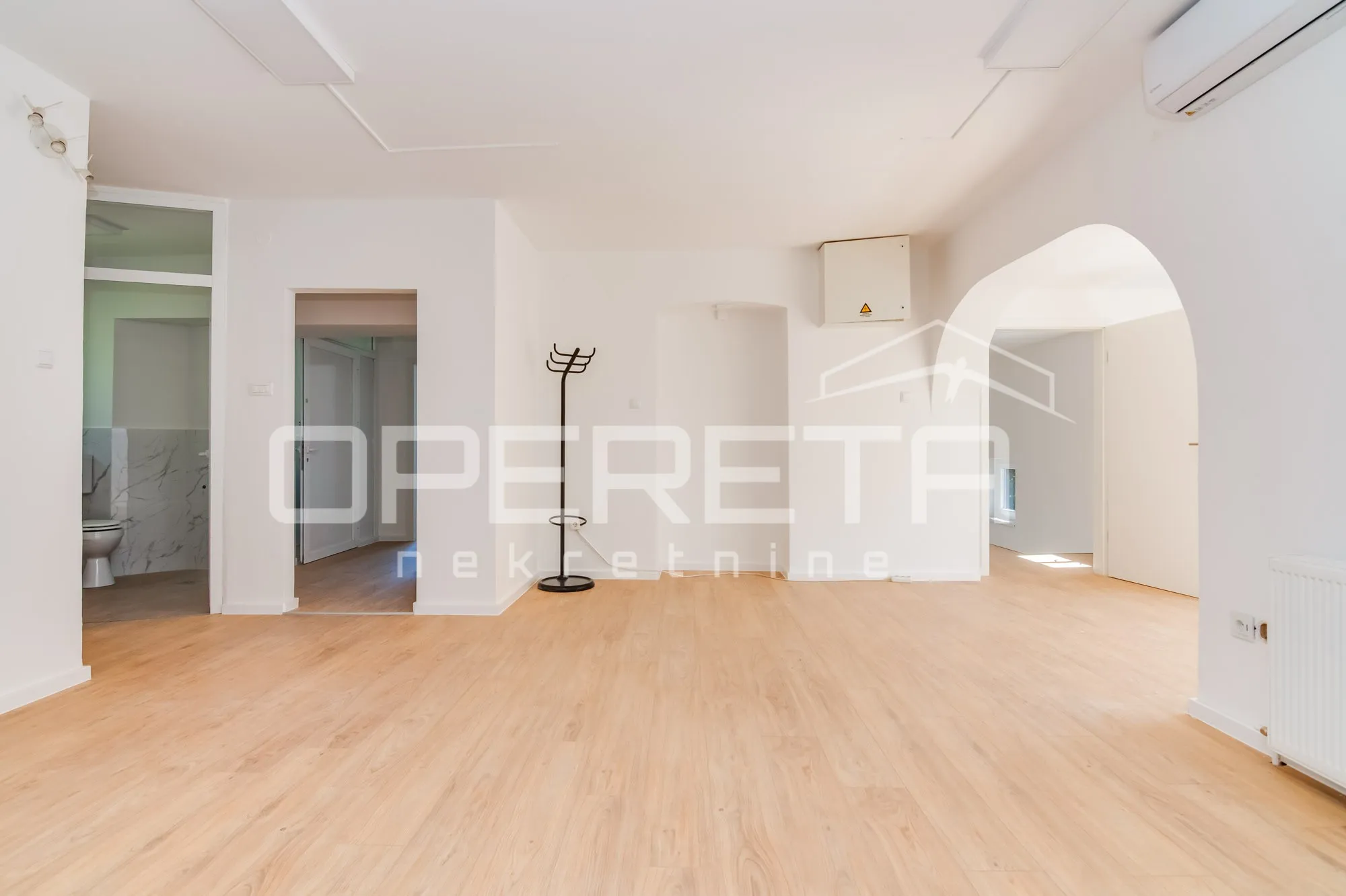 najam, ured, kvatrić, sermageova, 380m2 - slika 16