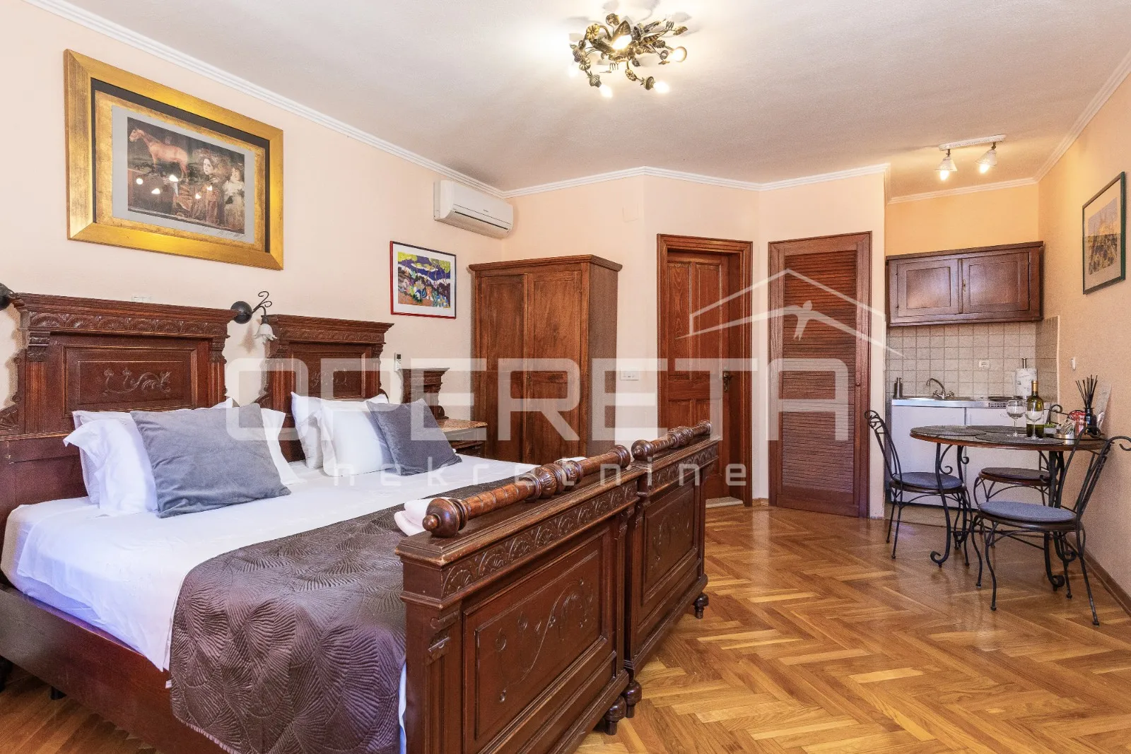 kuća s 9 turističkih apartmana i restoranom u staroj jezgri dubrovnika - slika 6