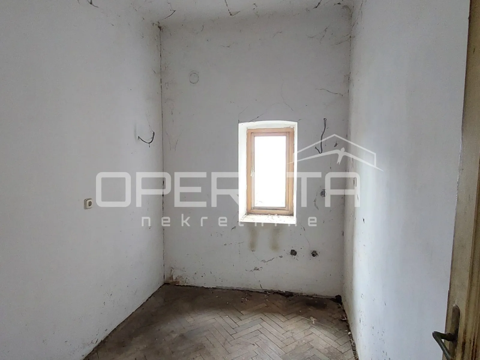 stan prodaja, centar, gajeva, stan 161m2+parking+2 spremišta - slika 4