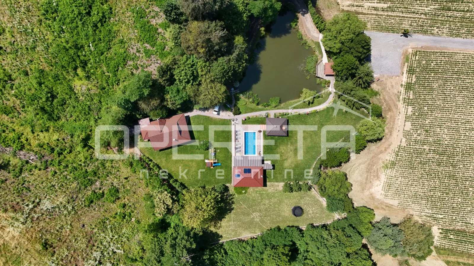 Prodaja, Kuća, Kelemen, Kelemen, Samostojeća, 150m2