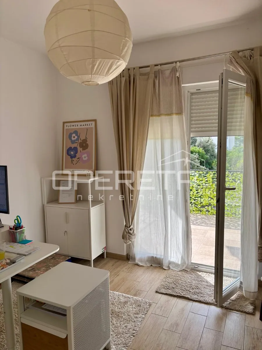 petrčane - stan 90,76m2 s vrtom, 180m od mora - slika 9