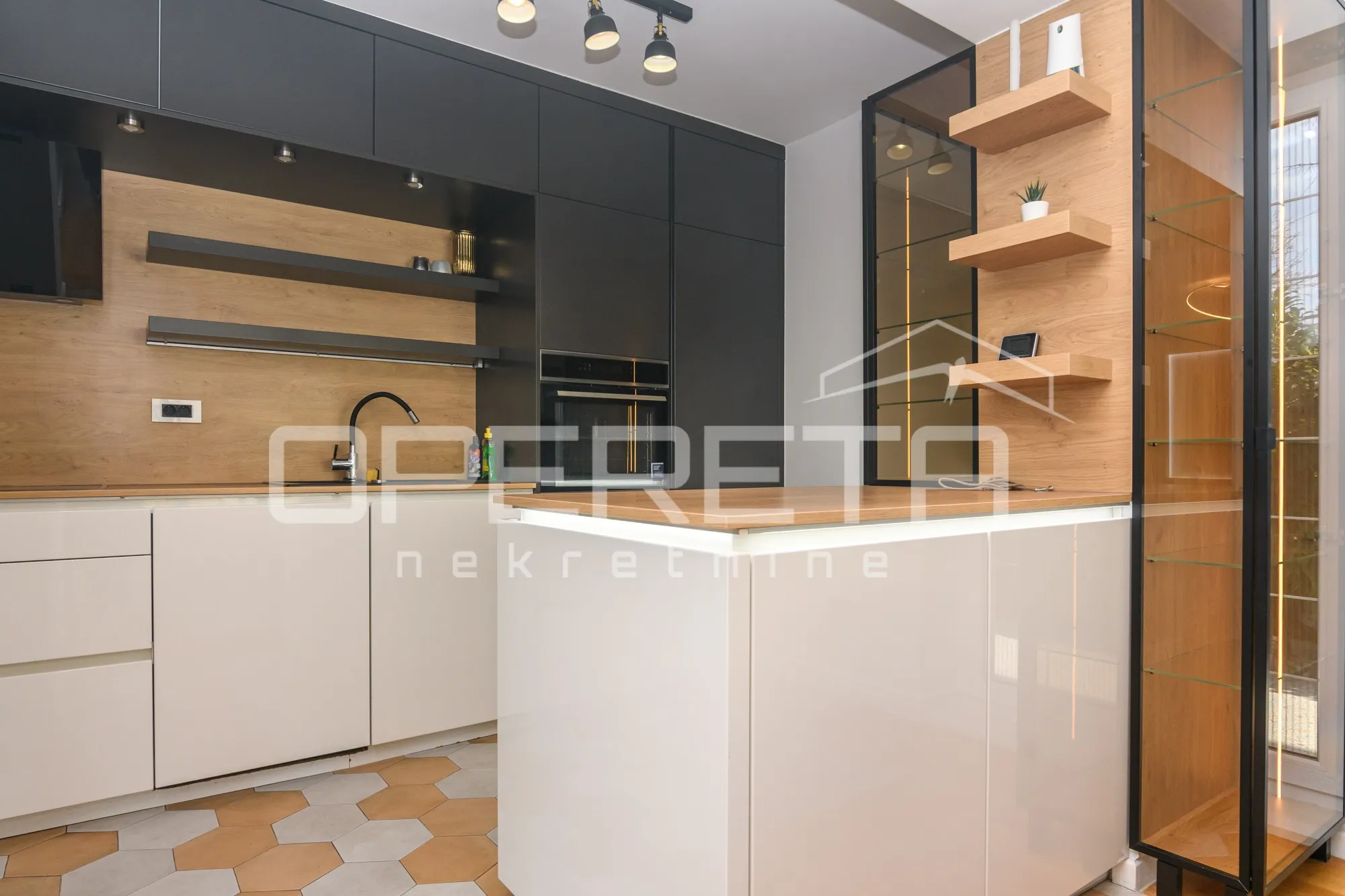 najam, kuća, gračani, gračani, samostojeća, 250m2 - slika 4