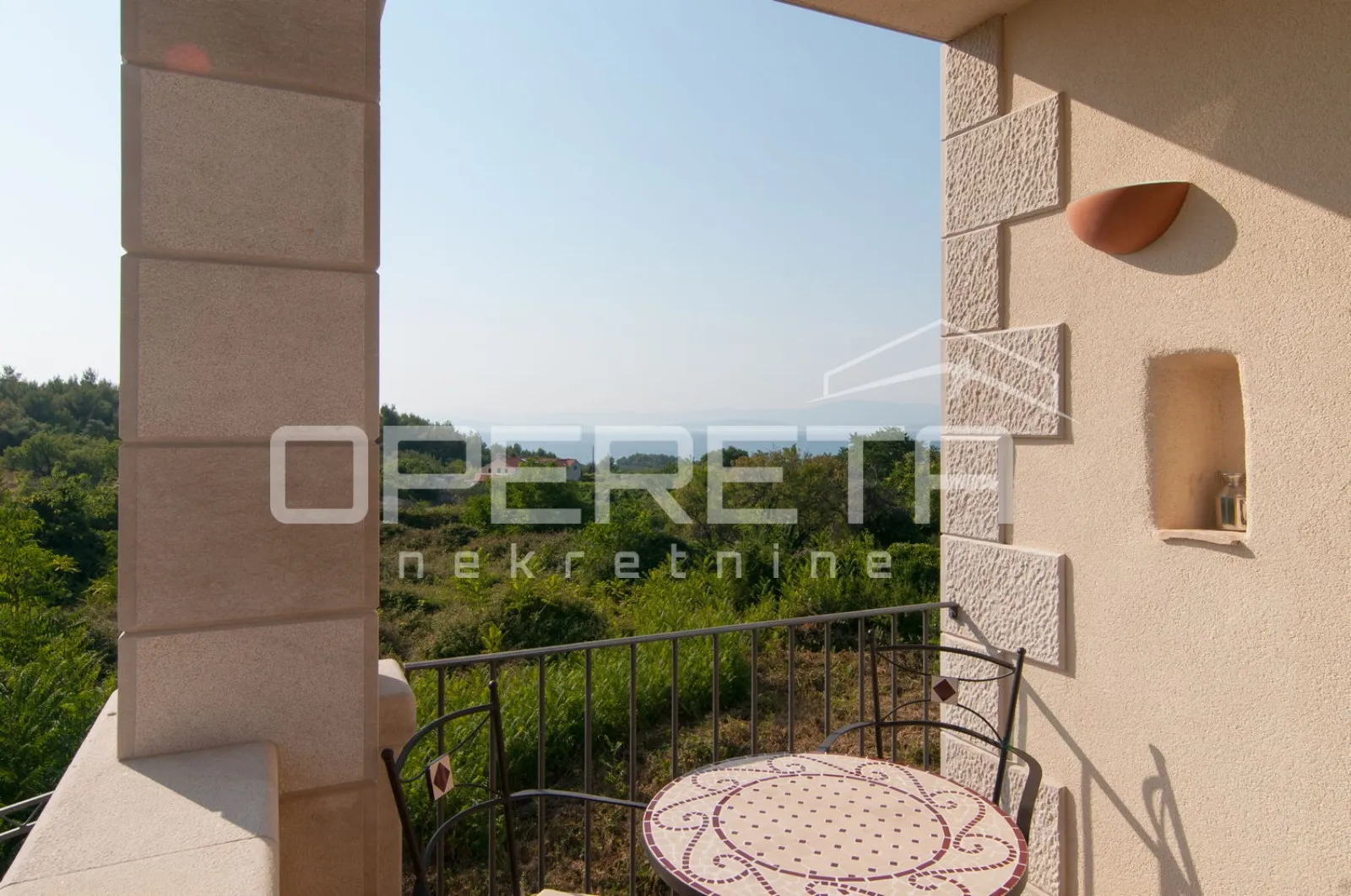 kuća s pogledom na more, bazen, sauna, mirca, brač - slika 2