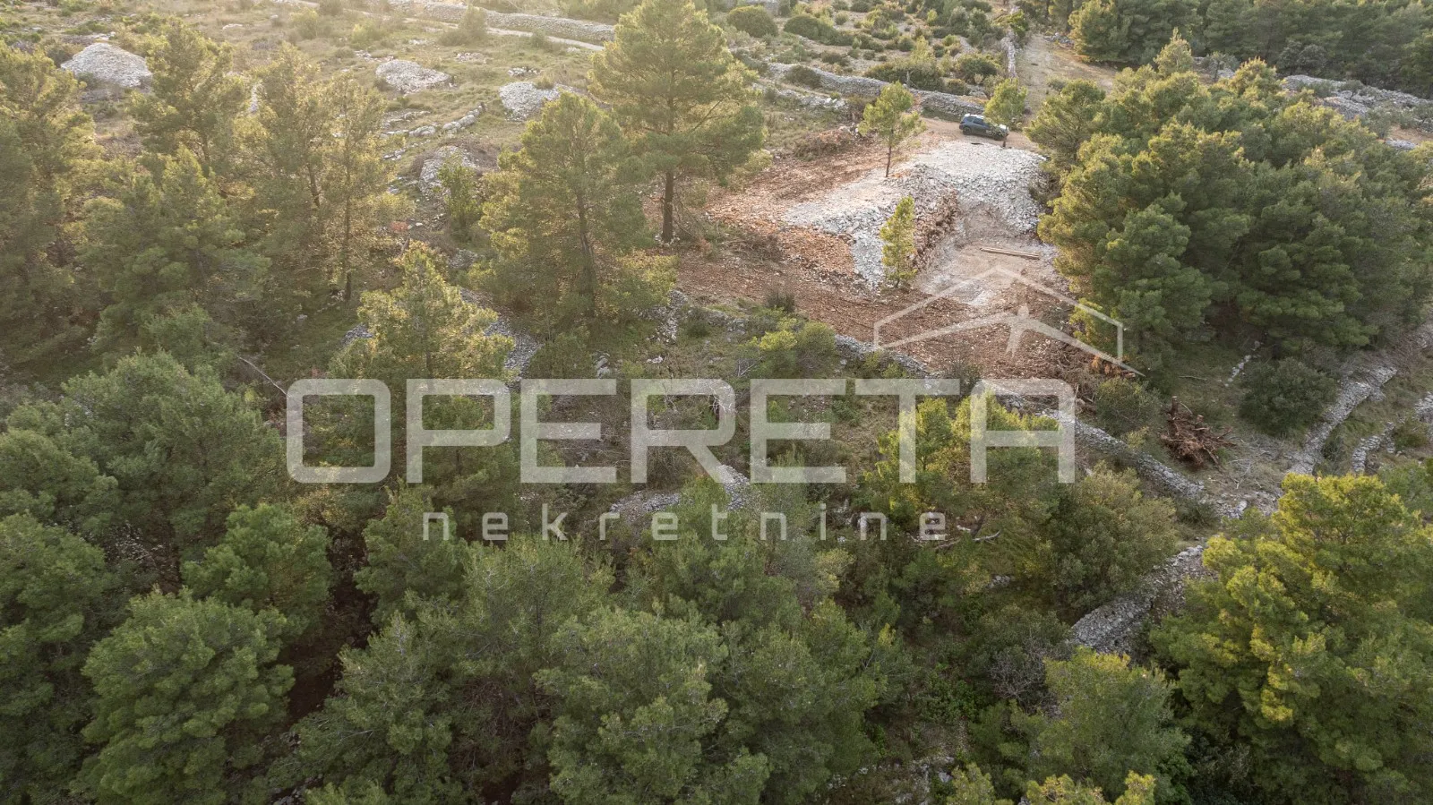 poljoprivredno zemljište od 8172 m2, otok brač - slika 10