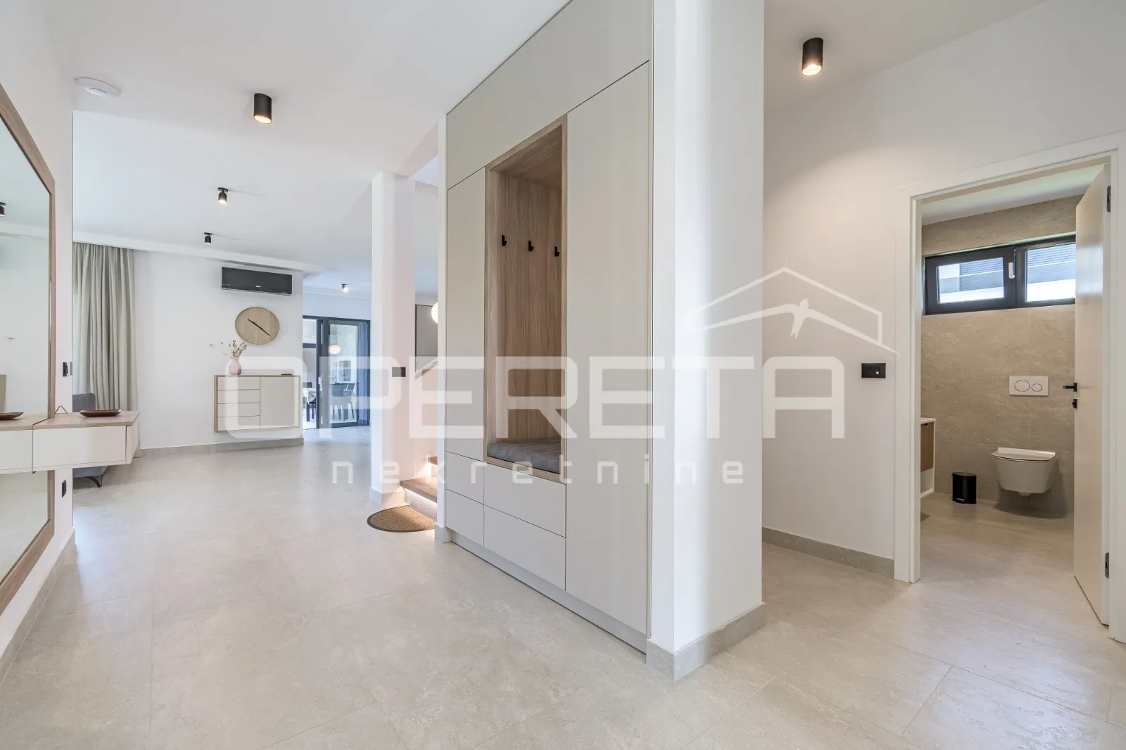 istra, poreč - elegantna i potpuno opremljena vila na periferiji poreča - slika 6