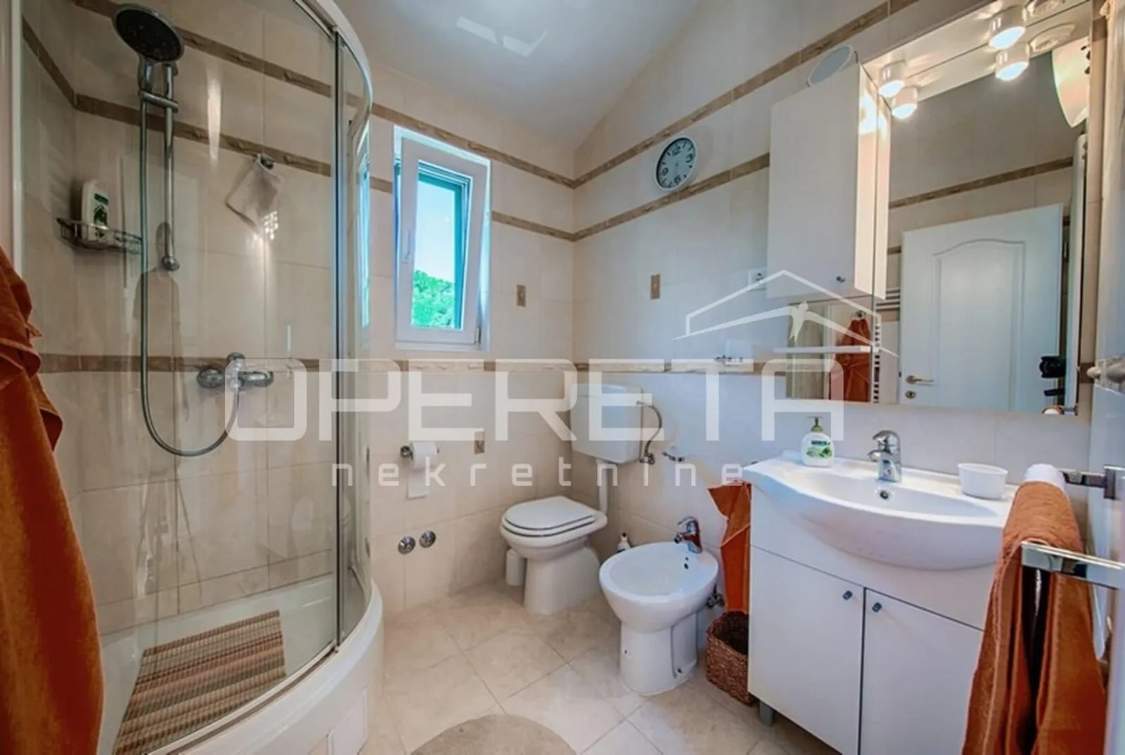 prodaja, jedinstvena 4bdr 4bthr villa na plaži, s 1.000m2 zemljišta - slika 29