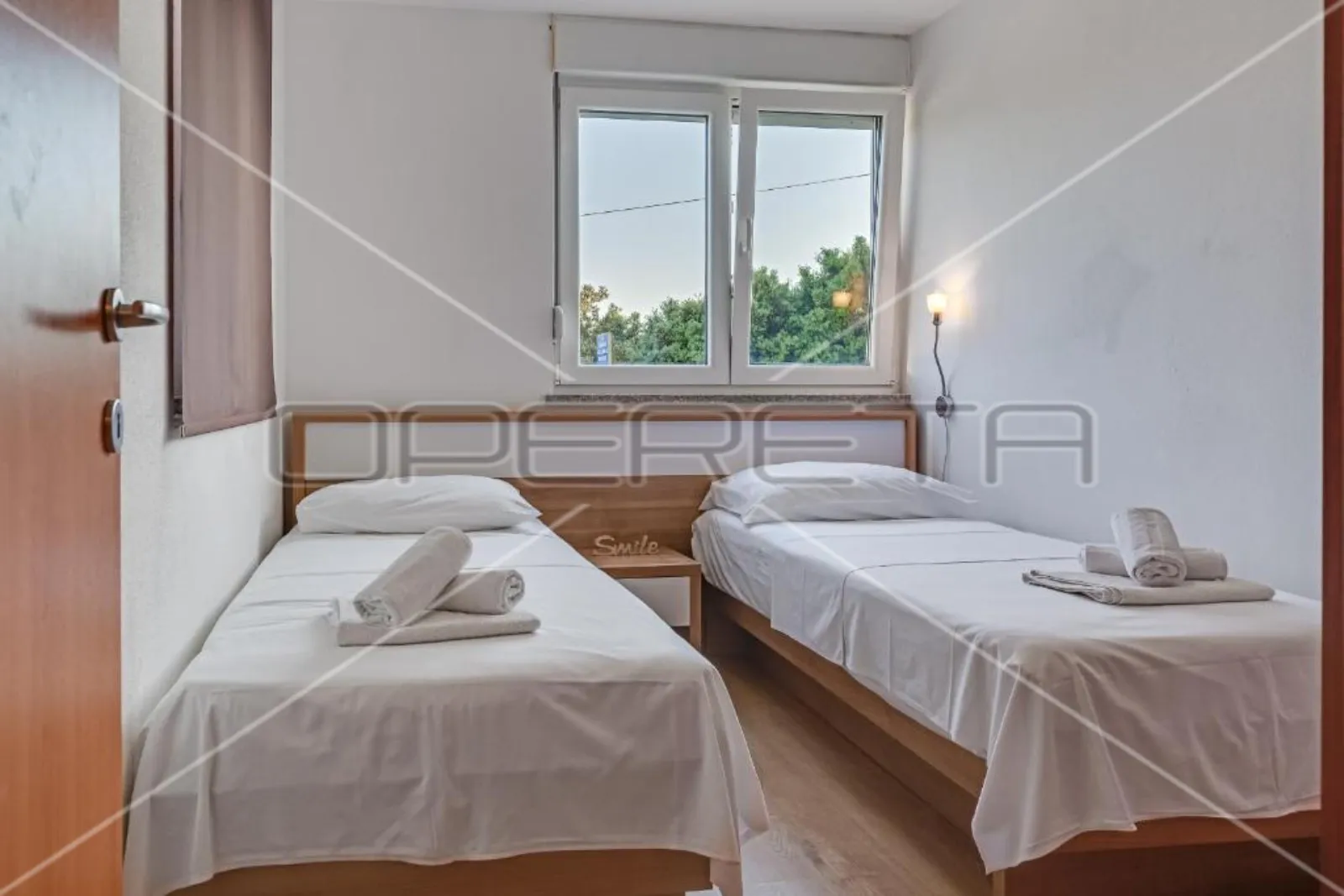 petrčane - kuća s 10 etažiranih apartmana, 100m od mora - slika 20
