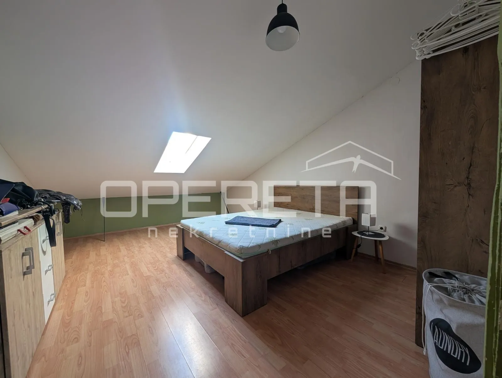 stan 30m2 u centru pule - slika 2