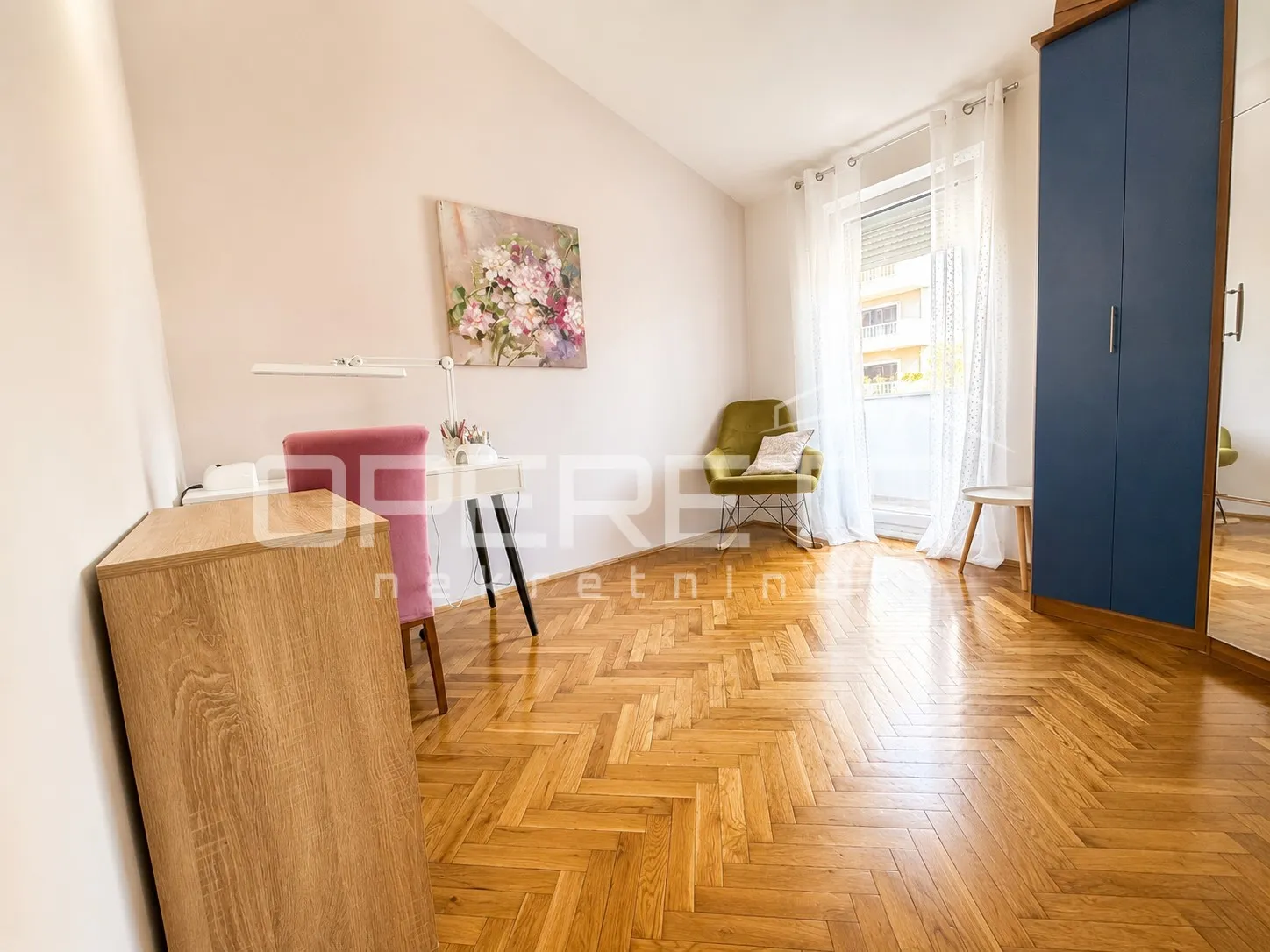 žnjan: renoviran trosoban stan 105 m², pogled more, 2 parkinga - slika 10