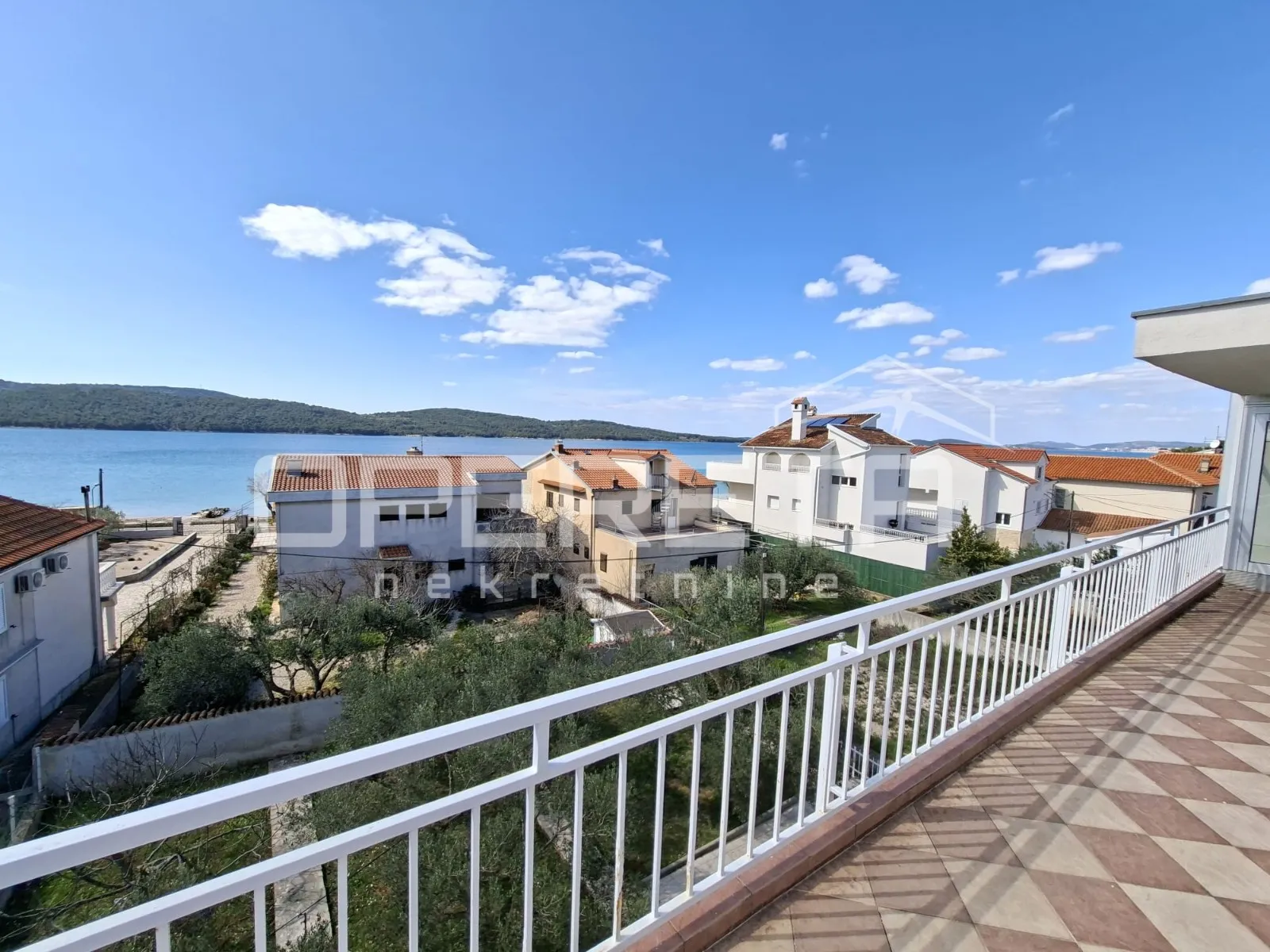 apartmanska kuća blizu mora, zablaće - slika 10