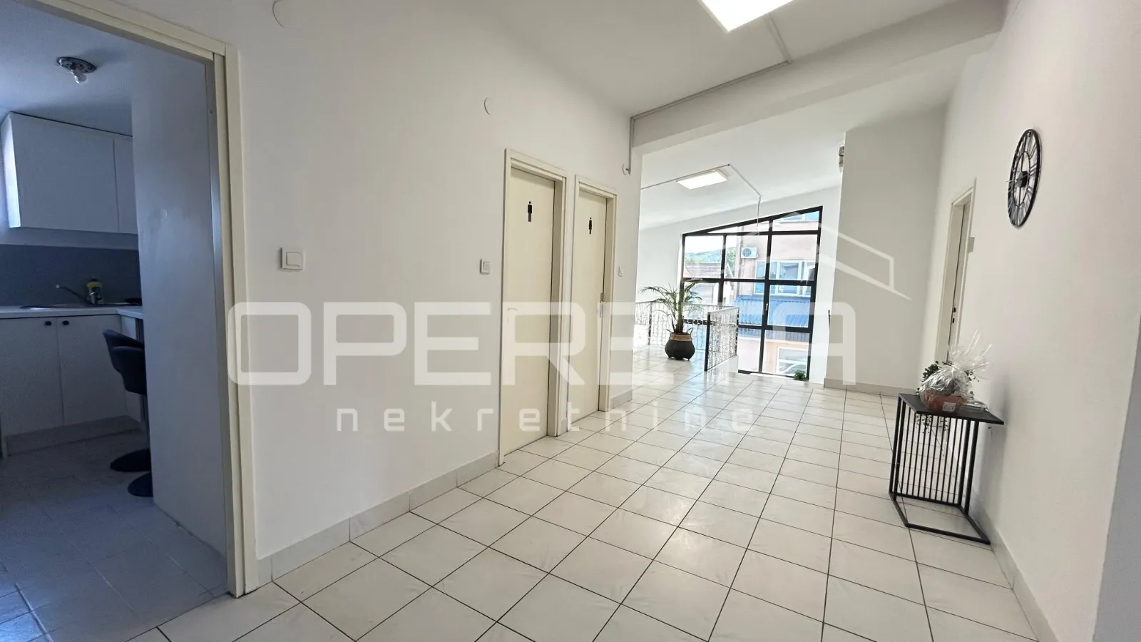 prodaja, poslovna zgrada, samobor-istok, ulica grada wirgesa, 1050m2 - slika 9