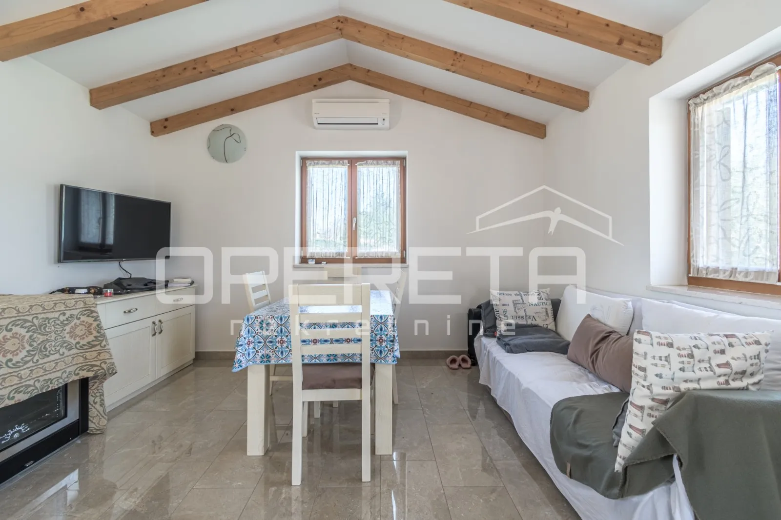 rovinj, poljoprivredno imanje s plastenicima, gospodrskim zgradama i smještajem - slika 6