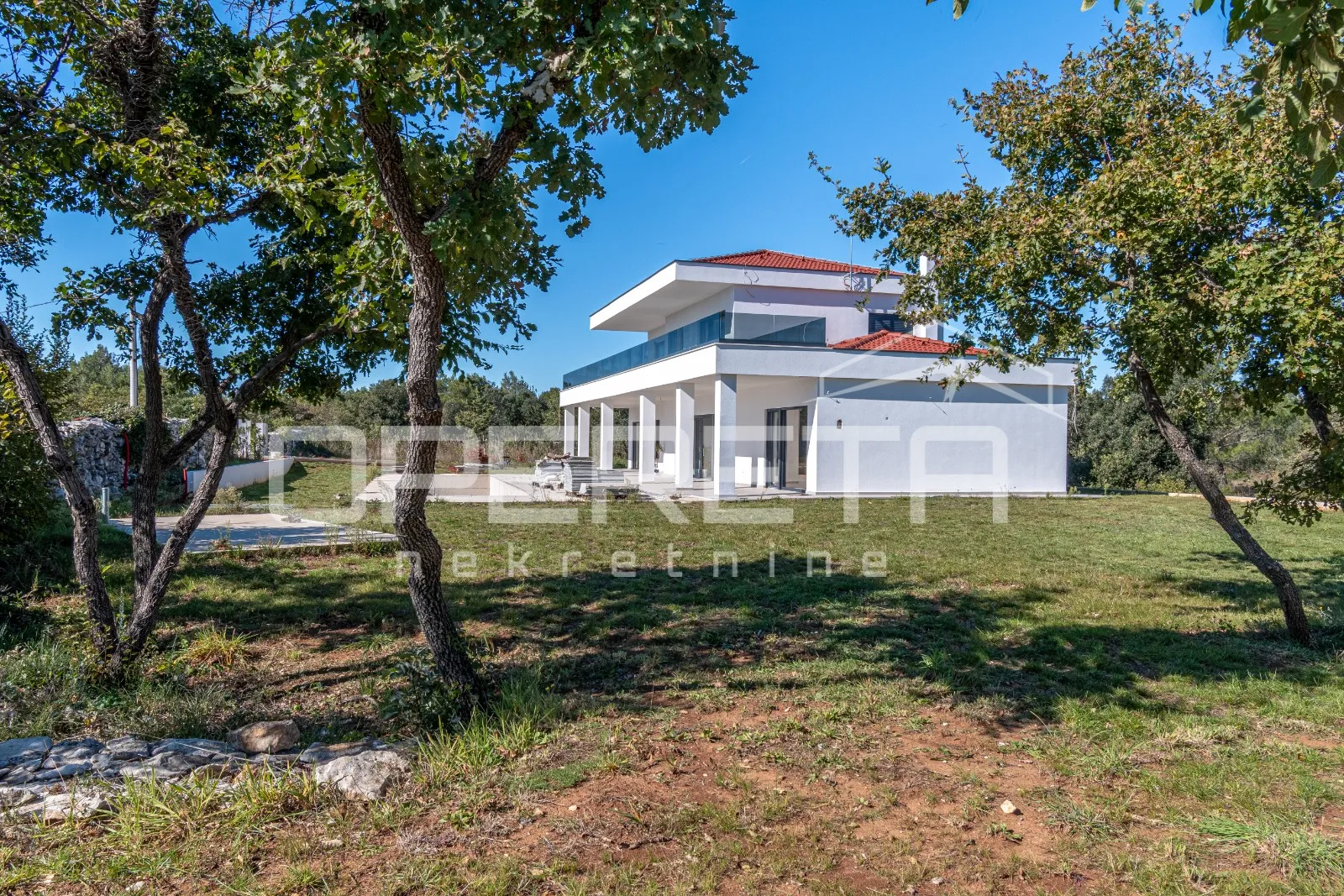 luksuzna vila s zadivljujućim pogledom na more uronjena u prirodu. - slika 5