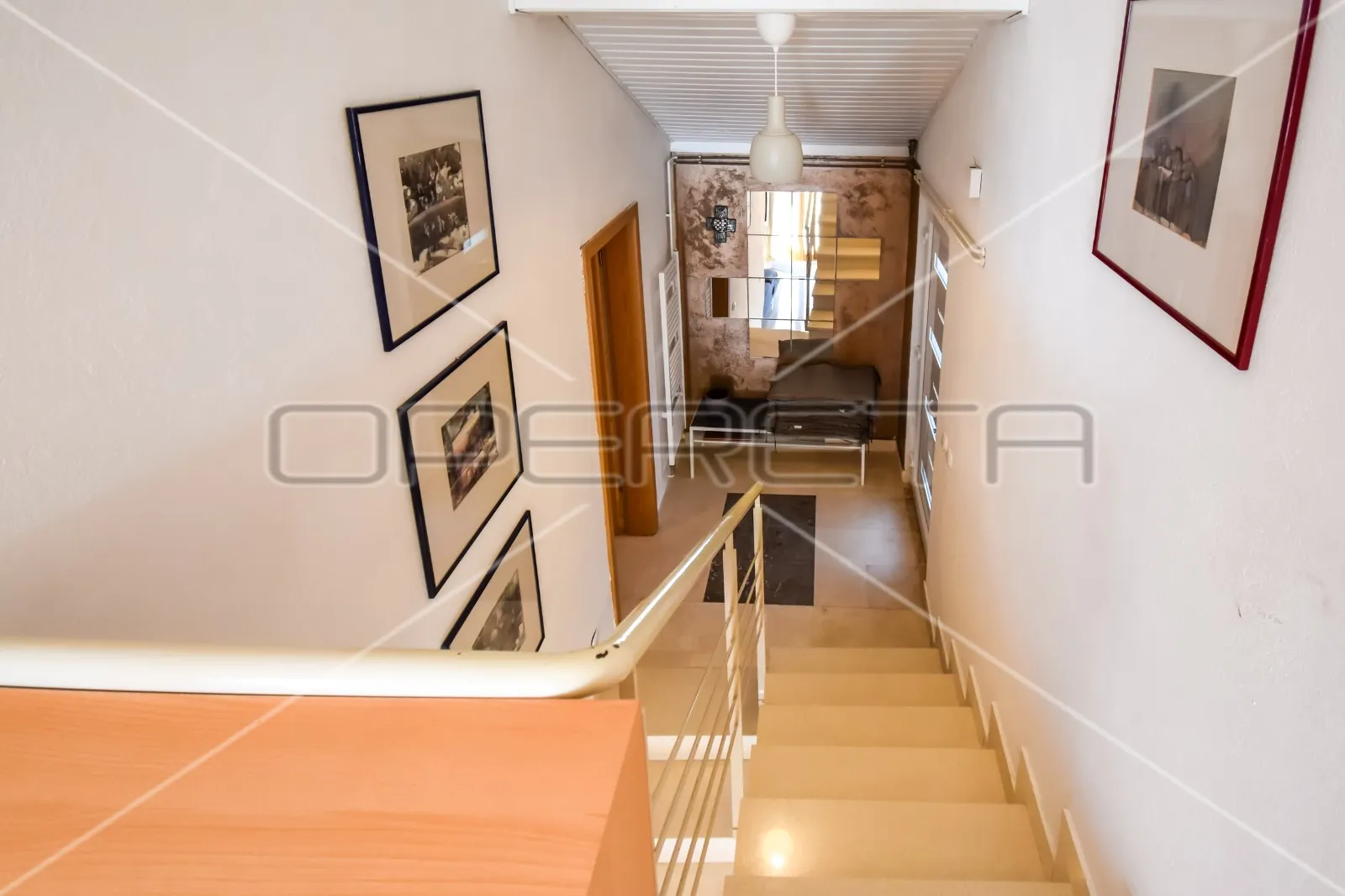 kuća na atraktivnoj lokaciji s pogledmo na more, splitska, otok brač - slika 21