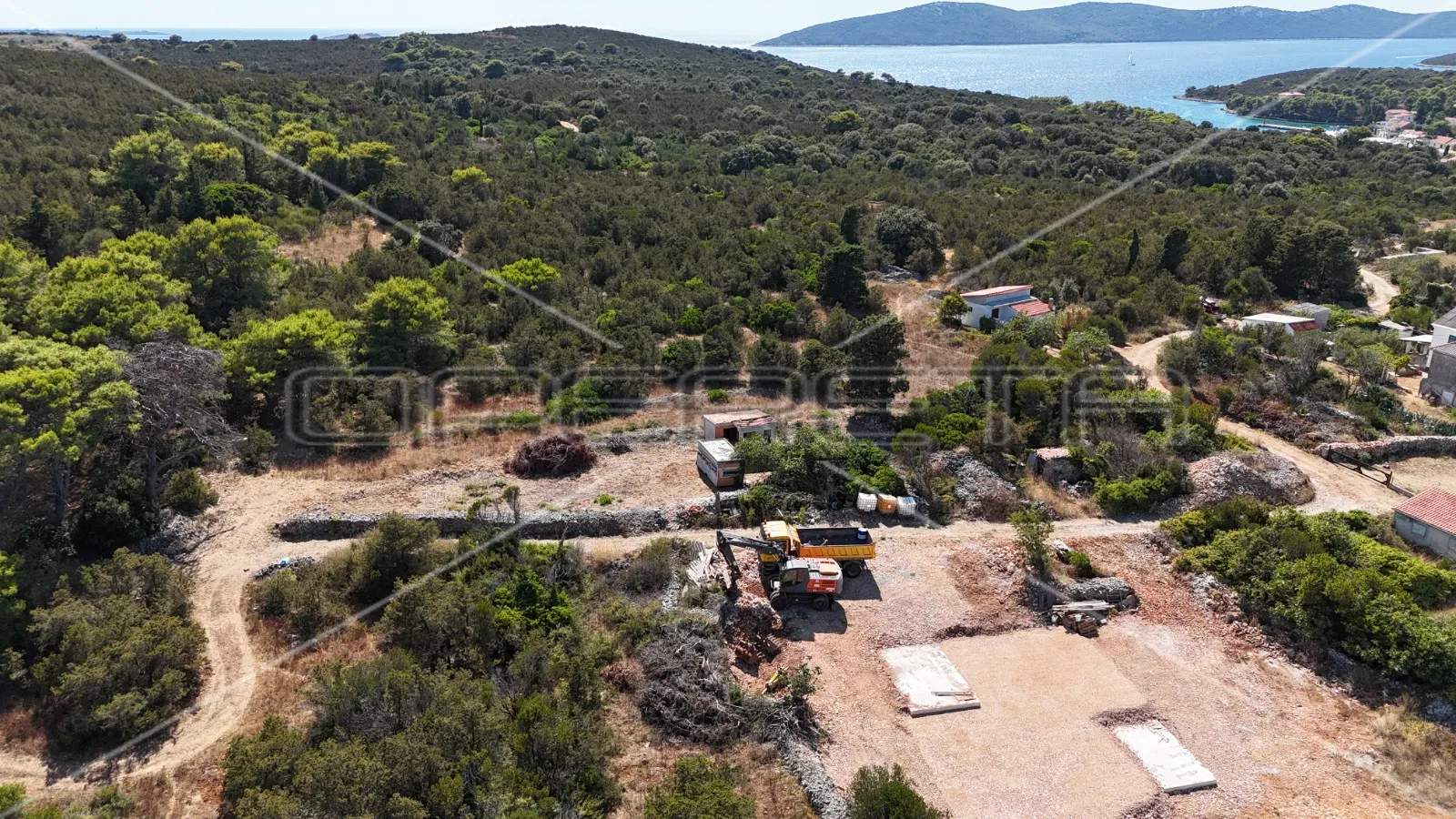 molat - građevinsko zemljište 578 m² s legaliziranim objektom i panoramskim pogl - slika 9