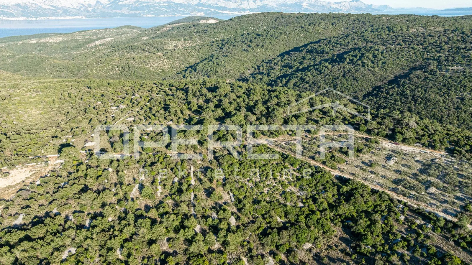 povlja, povlja, 7.647,00 m2, 76.470,00 eur - slika 7