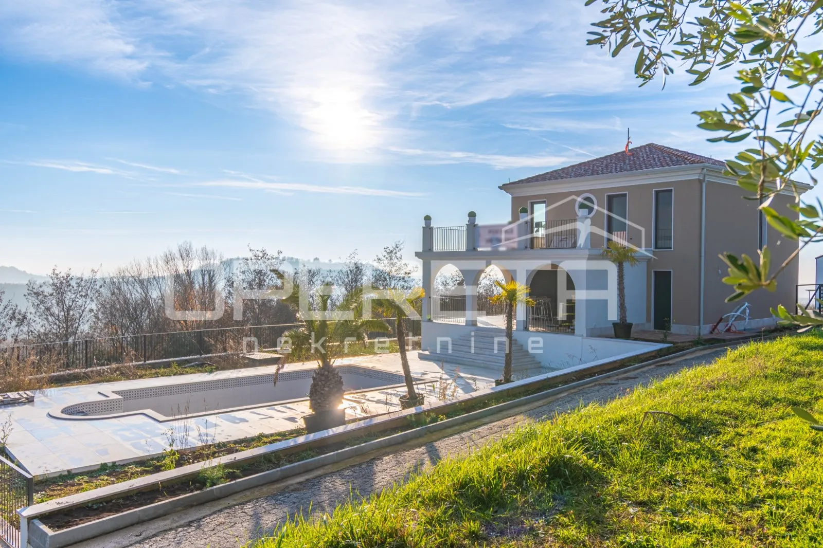 izvanredna samostojeća vila s panoramskim pogledom na more i vinograde - slika 11