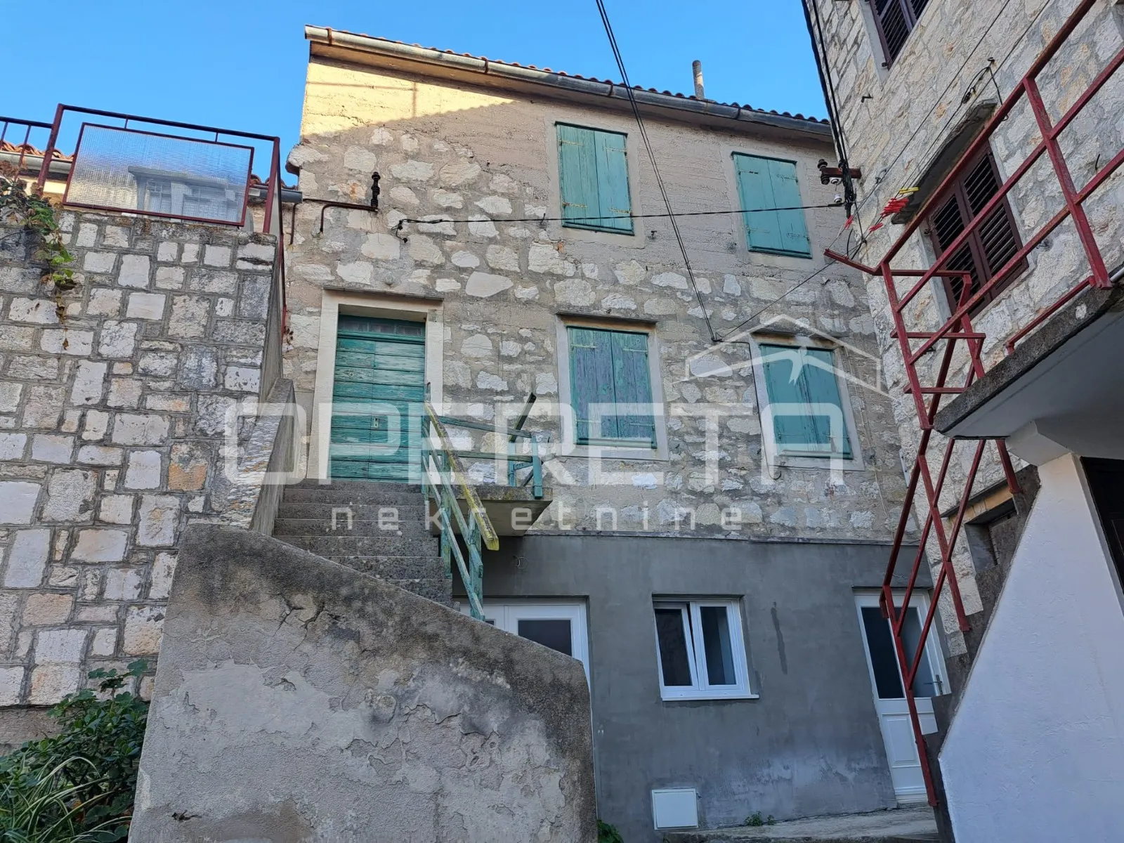 prodaja, stan, vis, ulica ivana farolfija, garsonjera, 25m2 - slika 5